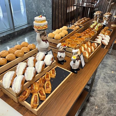 Grand Barony Qingdao Airport Hotel Zewnętrze zdjęcie