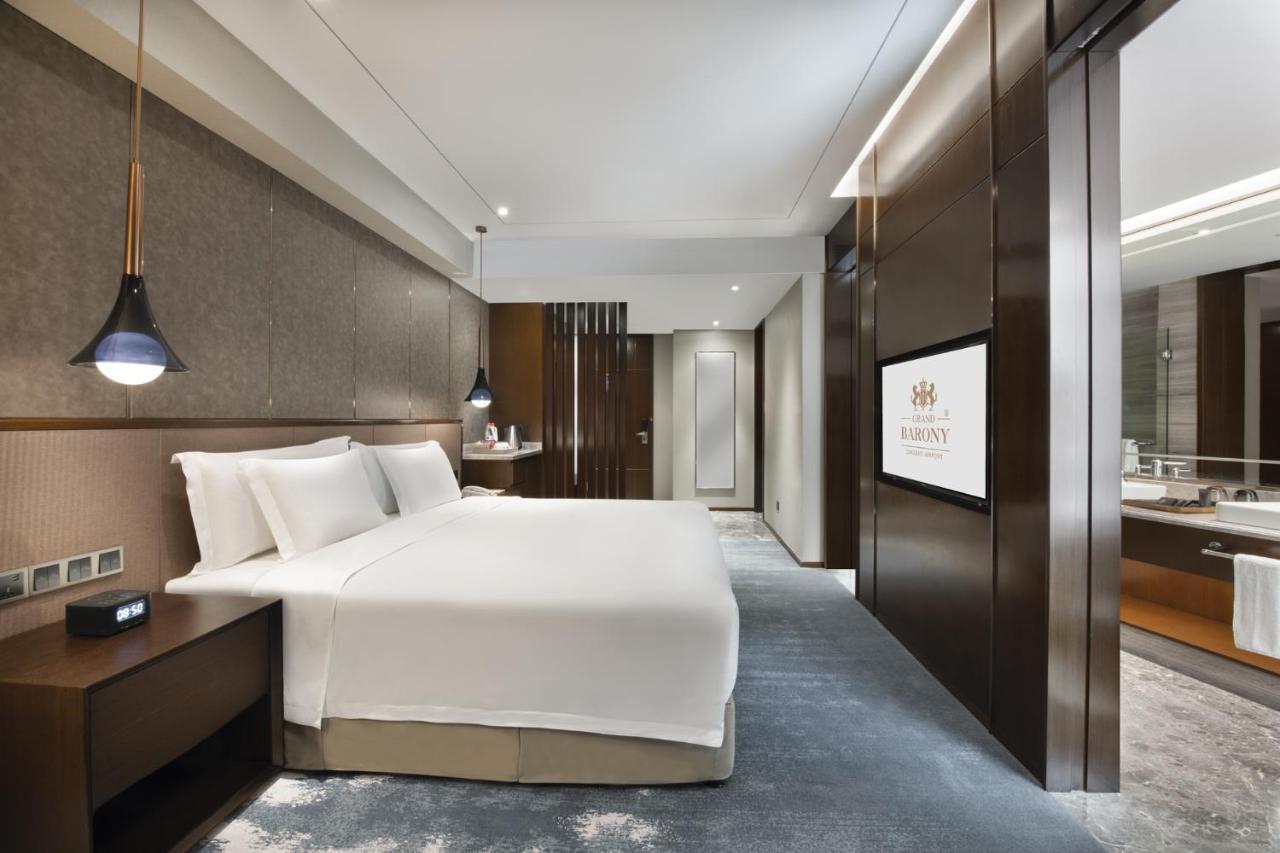 Grand Barony Qingdao Airport Hotel Zewnętrze zdjęcie